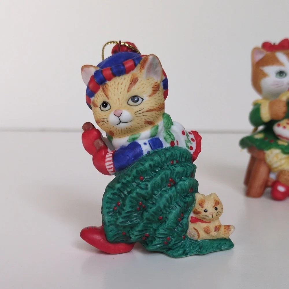 Vintage 90s Bronson Cat Christmas Ornaments - Tree Cutting‎ Eating Pie Santa Toy